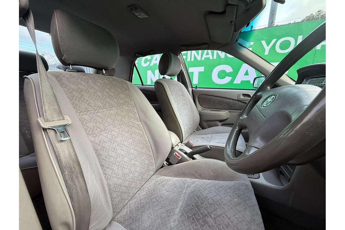 2000 Toyota Corolla Ascent AE112R