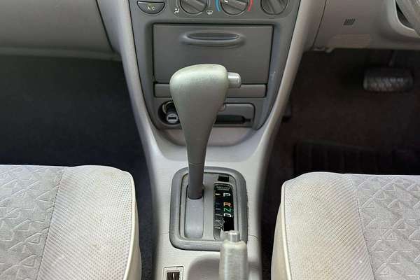2000 Toyota Corolla Ascent AE112R