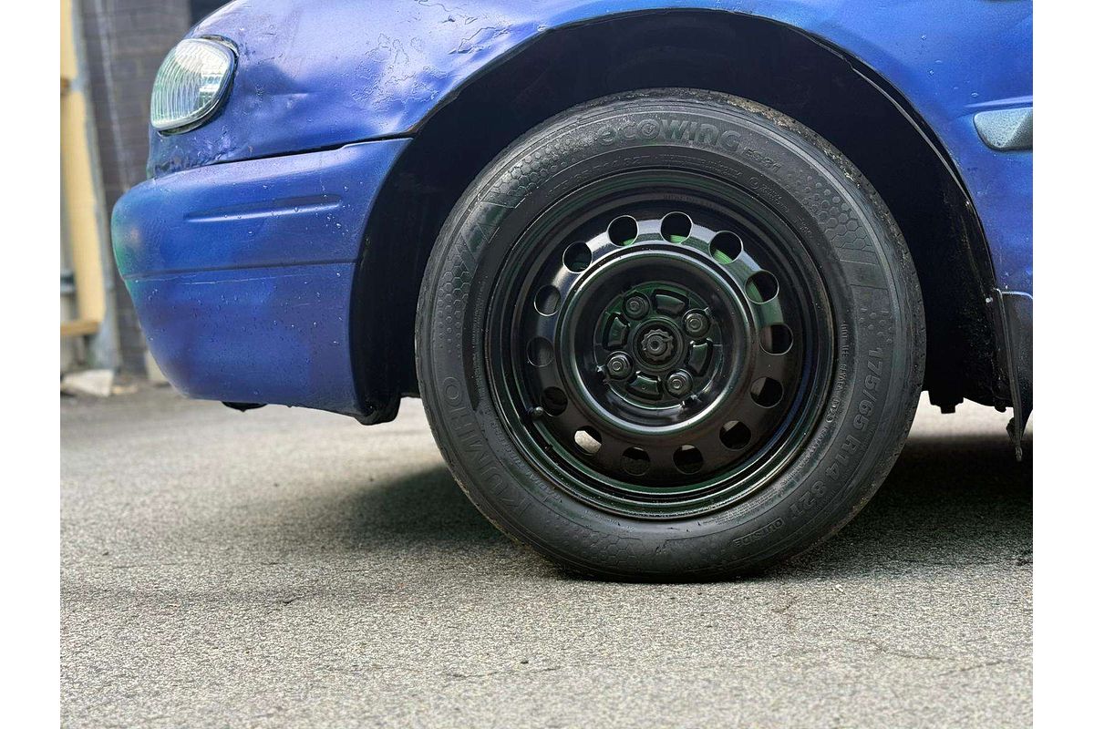 2000 Toyota Corolla Ascent AE112R