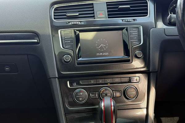 2015 Volkswagen Golf GTI Performance 7