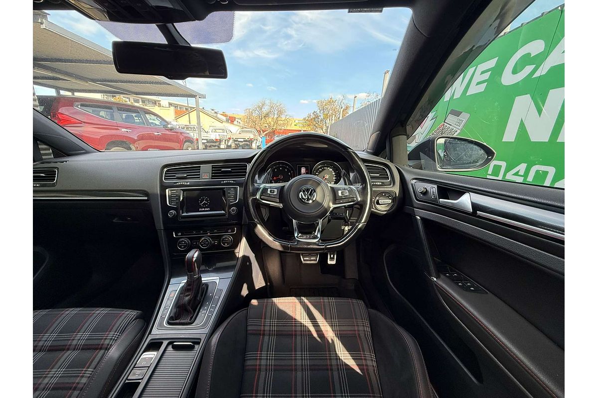 2015 Volkswagen Golf GTI Performance 7