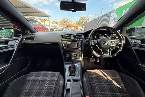 2015 Volkswagen Golf GTI Performance 7