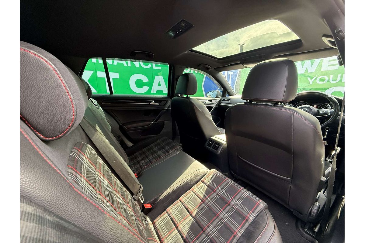 2015 Volkswagen Golf GTI Performance 7