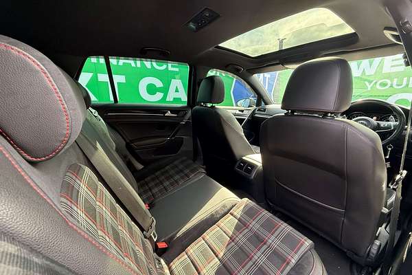 2015 Volkswagen Golf GTI Performance 7