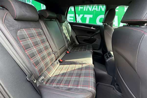 2015 Volkswagen Golf GTI Performance 7