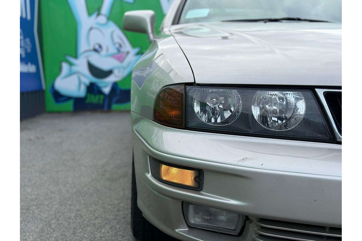 1997 Mitsubishi Verada Xi KE