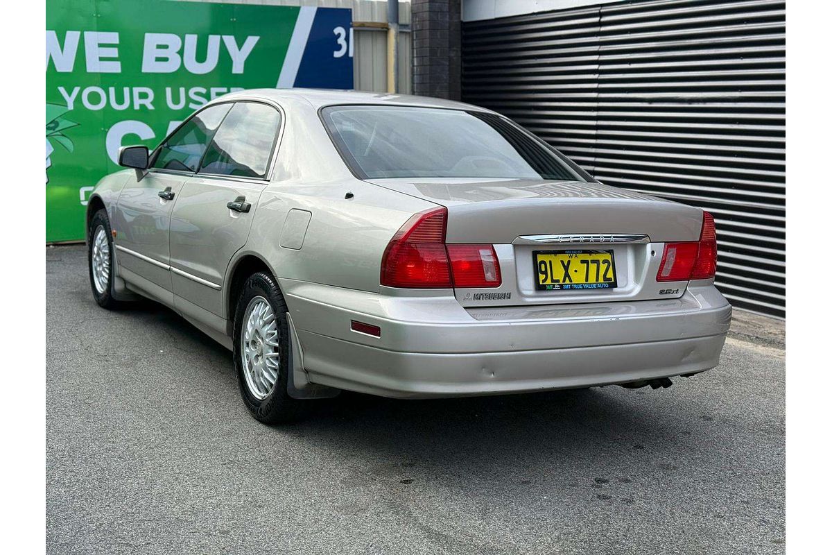 1997 Mitsubishi Verada Xi KE