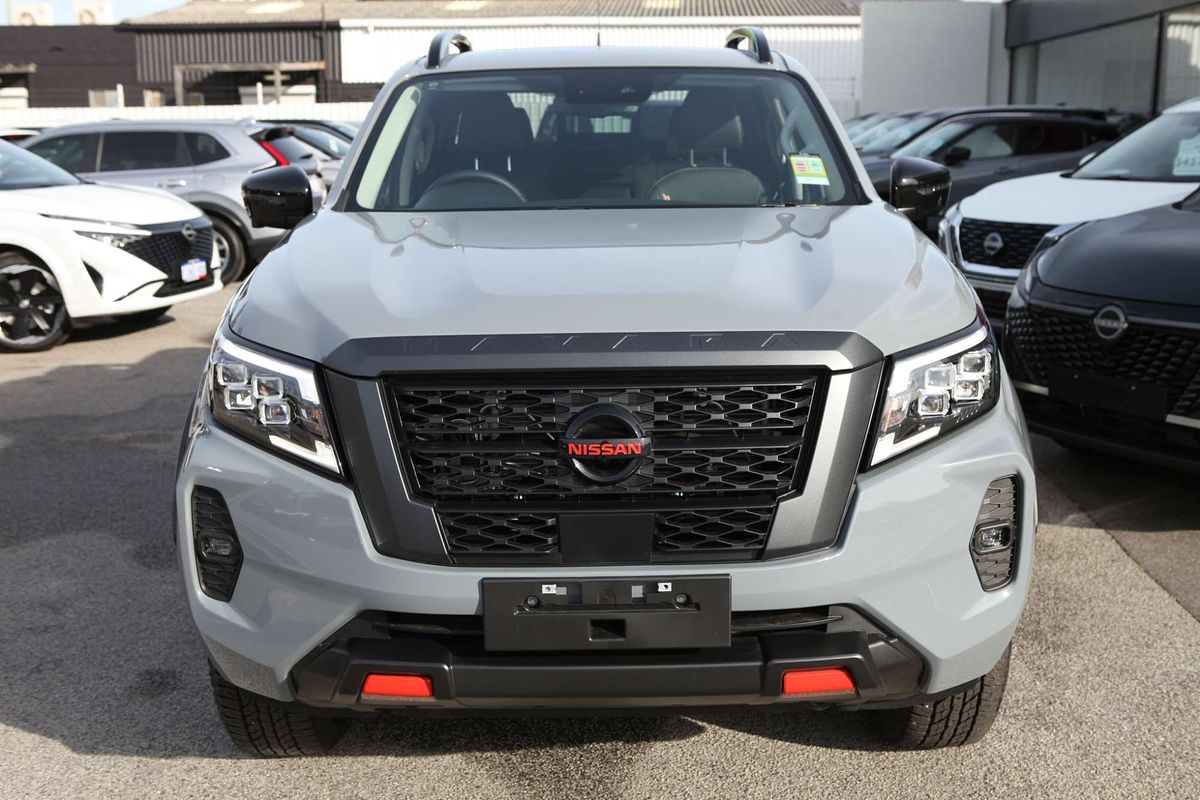 2025 Nissan Navara PRO-4X D23 4X4