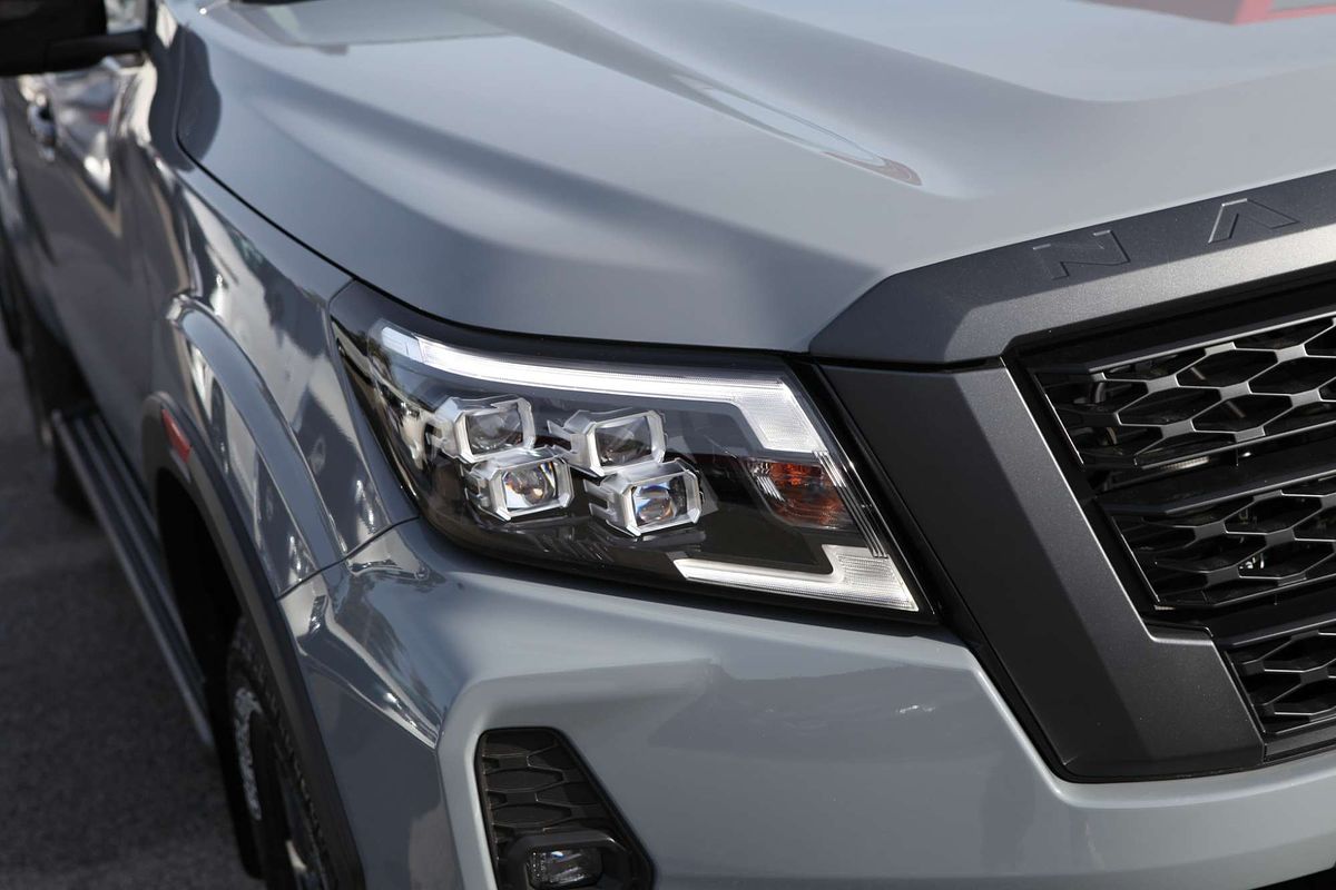 2025 Nissan Navara PRO-4X D23 4X4