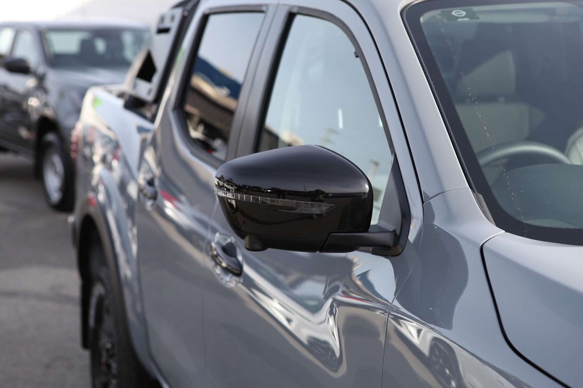 2025 Nissan Navara PRO-4X D23 4X4