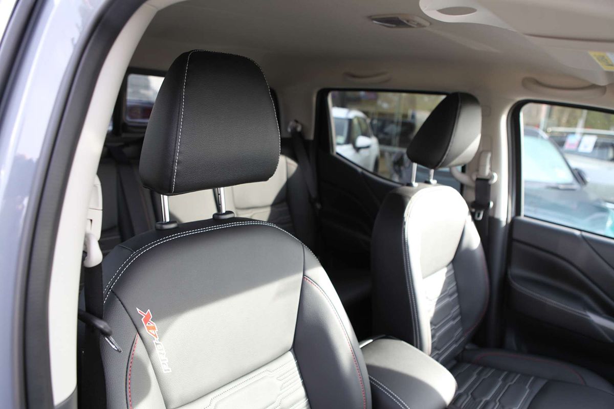 2025 Nissan Navara PRO-4X D23 4X4