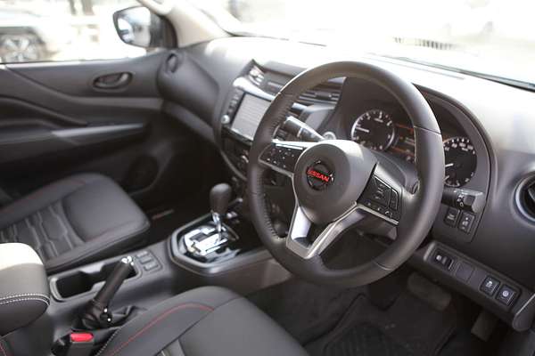 2025 Nissan Navara PRO-4X D23 4X4