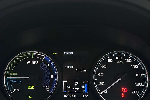 2020 Mitsubishi Outlander PHEV Exceed ZL