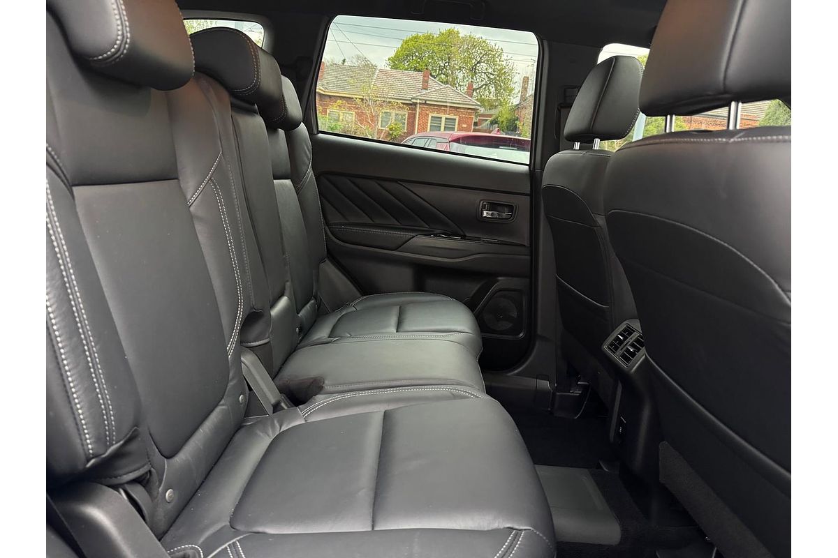 2020 Mitsubishi Outlander PHEV Exceed ZL