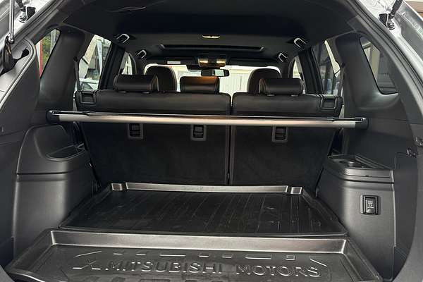 2020 Mitsubishi Outlander PHEV Exceed ZL