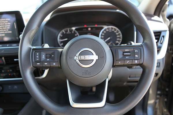 2025 Nissan X-TRAIL ST T33