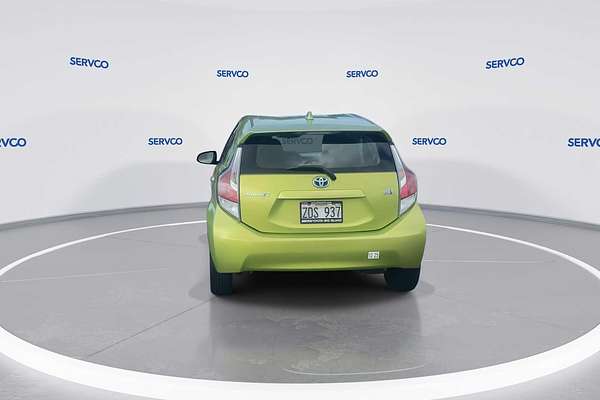 2015 Toyota Prius C One