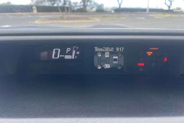 2015 Toyota Prius C One