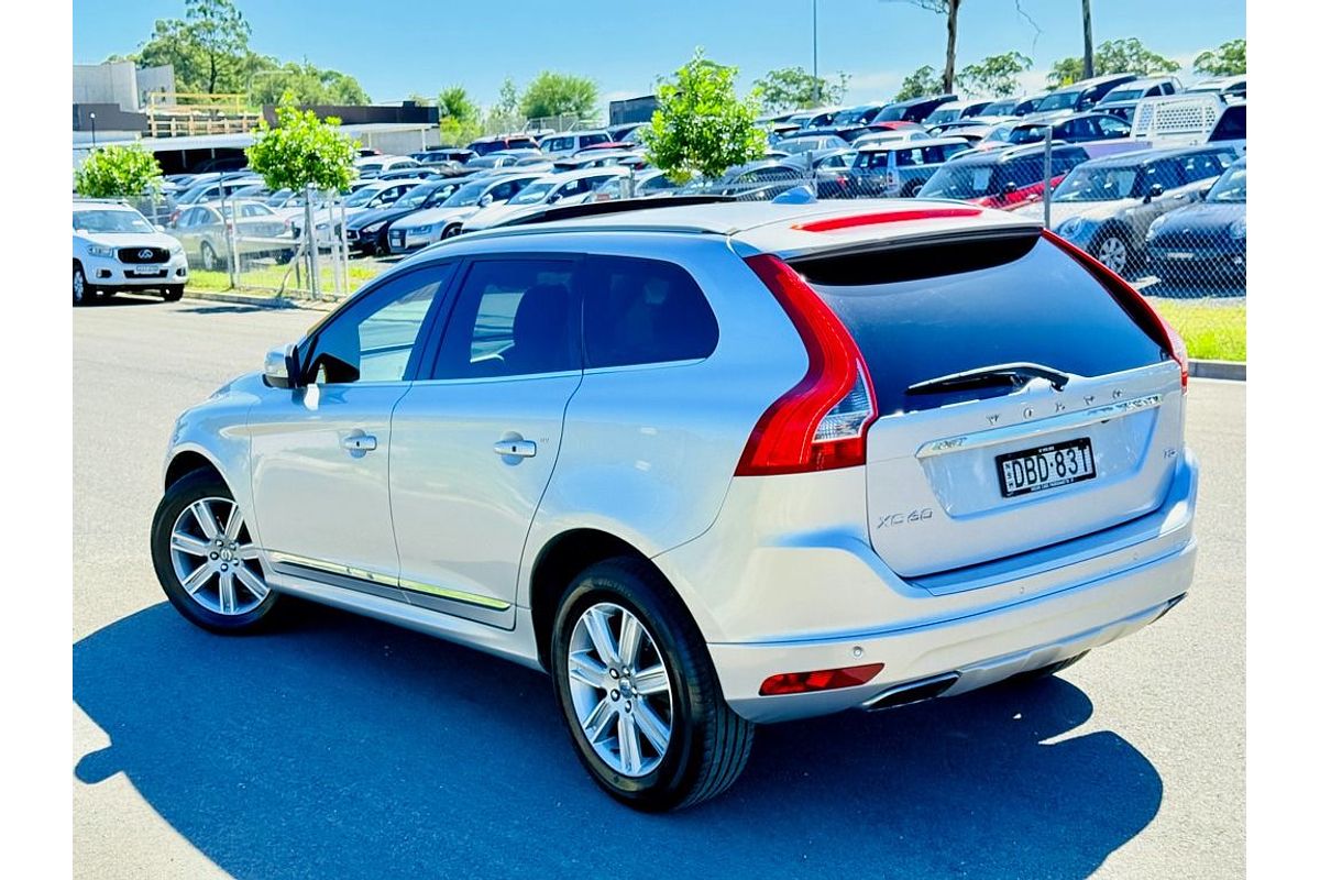 2015 Volvo XC60 T5 Luxury