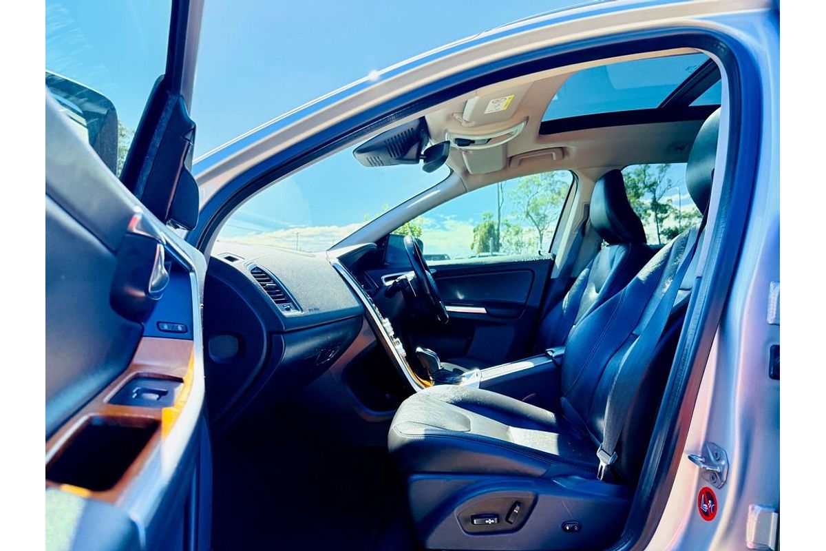 2015 Volvo XC60 T5 Luxury