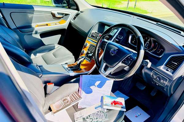 2015 Volvo XC60 T5 Luxury