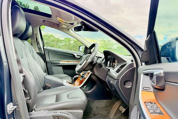2015 Volvo XC60 D4 Luxury