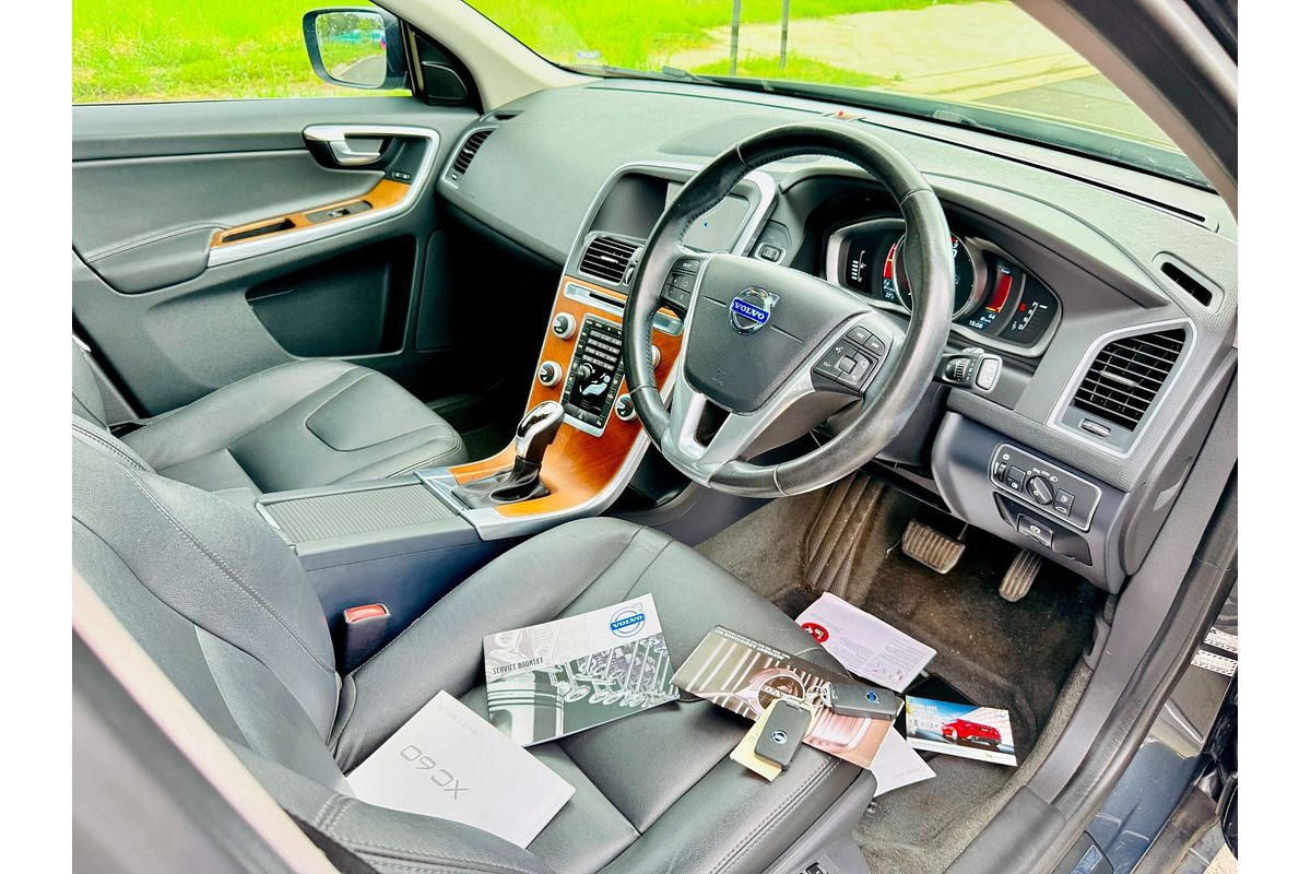 2015 Volvo XC60 D4 Luxury