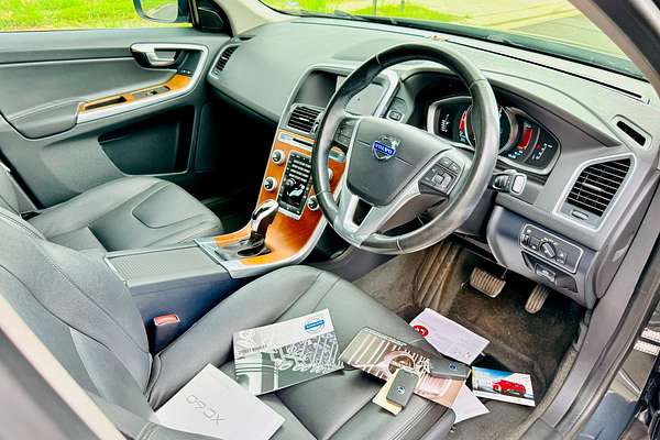 2015 Volvo XC60 D4 Luxury