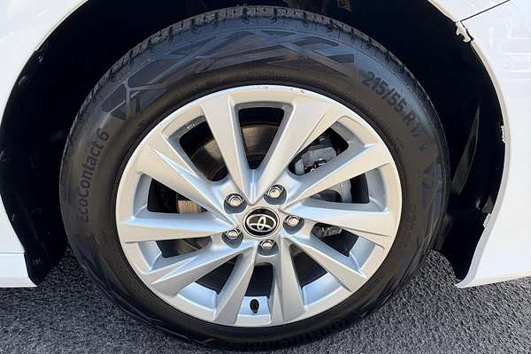 2021 Toyota Camry Ascent AXVH70R