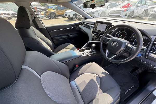 2021 Toyota Camry Ascent AXVH70R