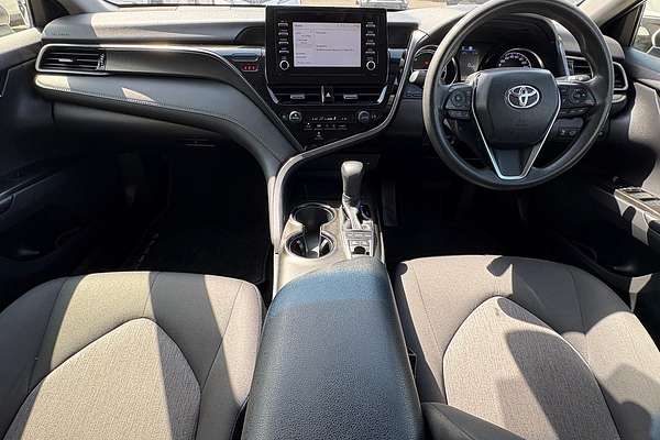 2021 Toyota Camry Ascent AXVH70R