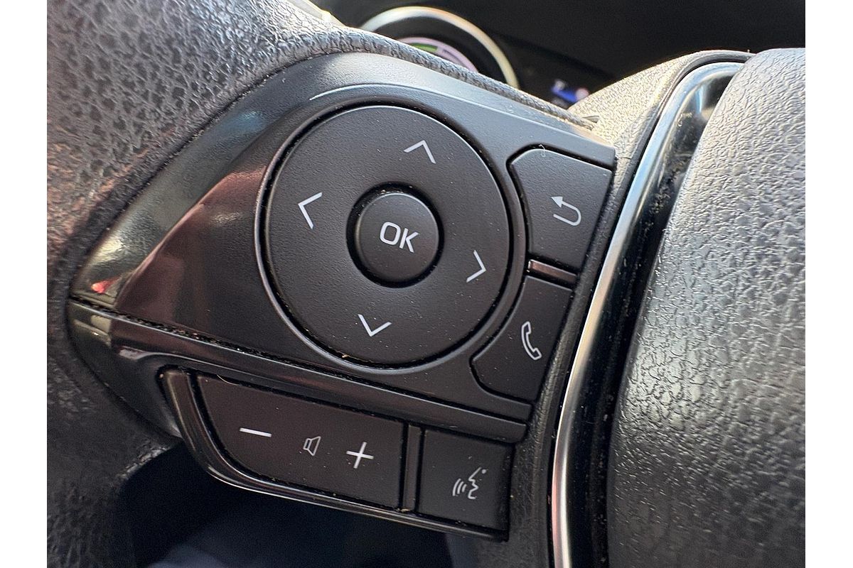 2021 Toyota Camry Ascent AXVH70R