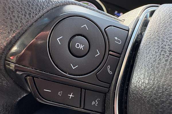 2021 Toyota Camry Ascent AXVH70R