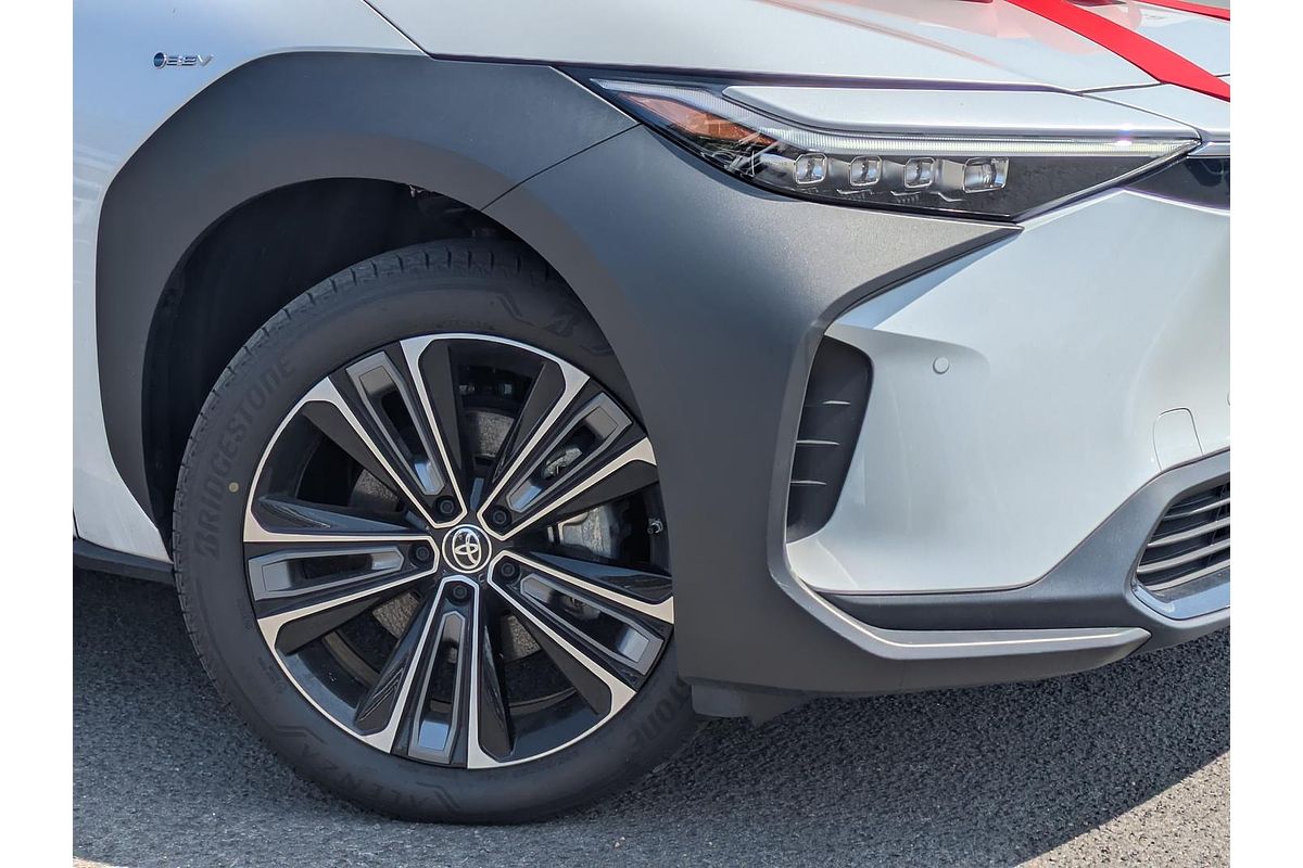 2023 Toyota bZ4X XEAM10R