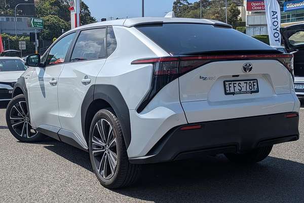 2023 Toyota bZ4X XEAM10R