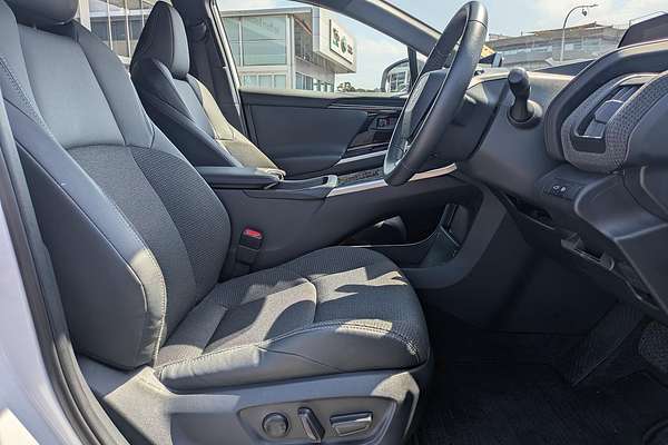 2023 Toyota bZ4X XEAM10R