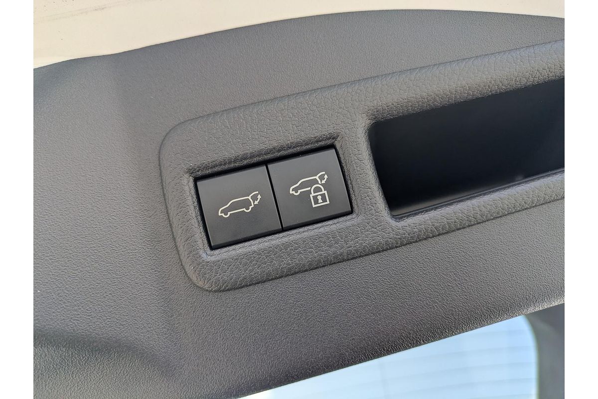 2023 Toyota bZ4X XEAM10R