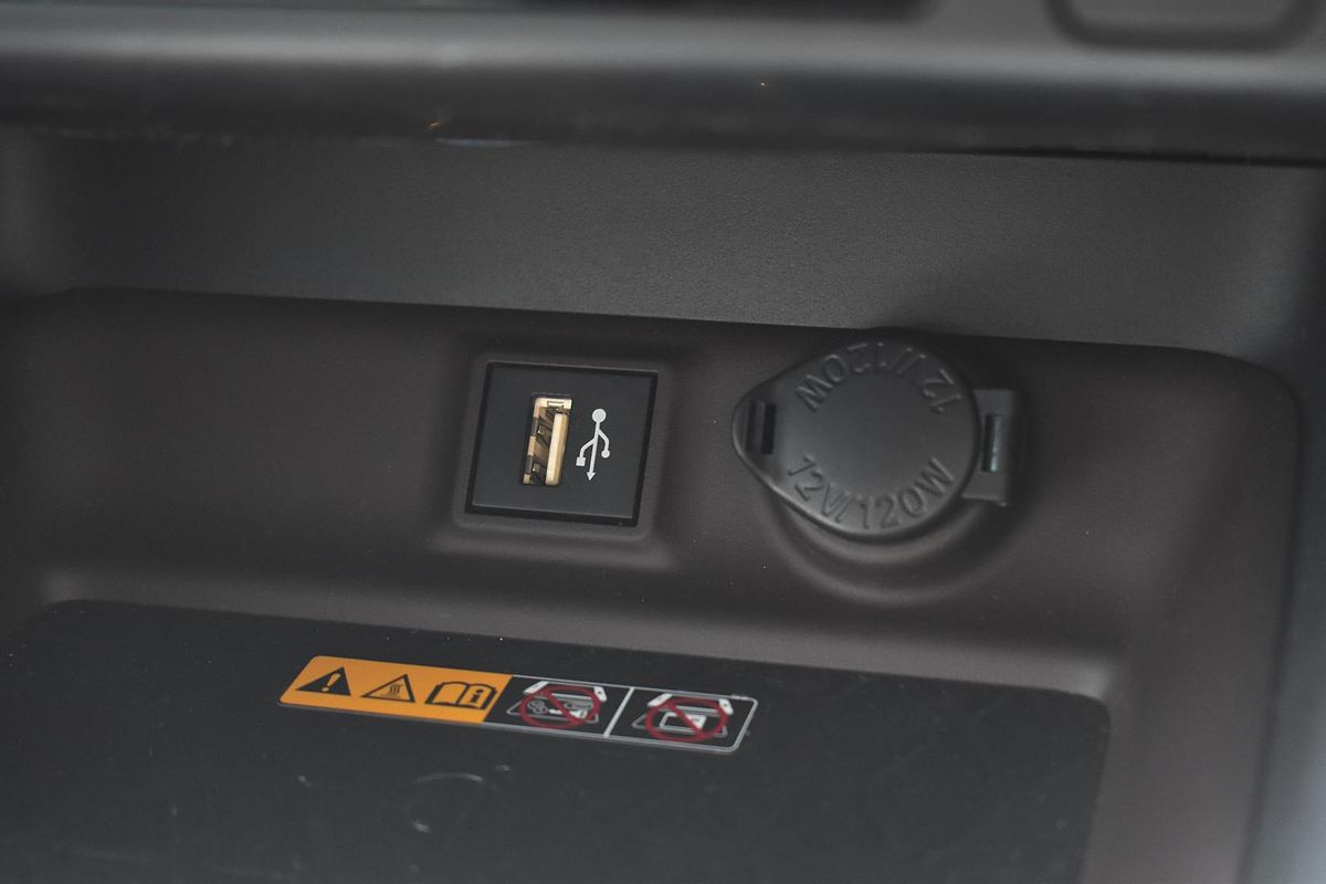 2025 Toyota RAV4 Cruiser AXAH54R