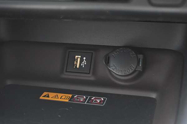 2025 Toyota RAV4 Cruiser AXAH54R