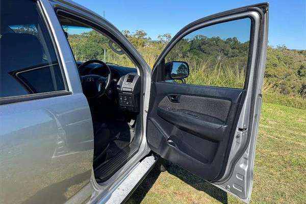 2015 Toyota Hilux SR KUN26R 4X4