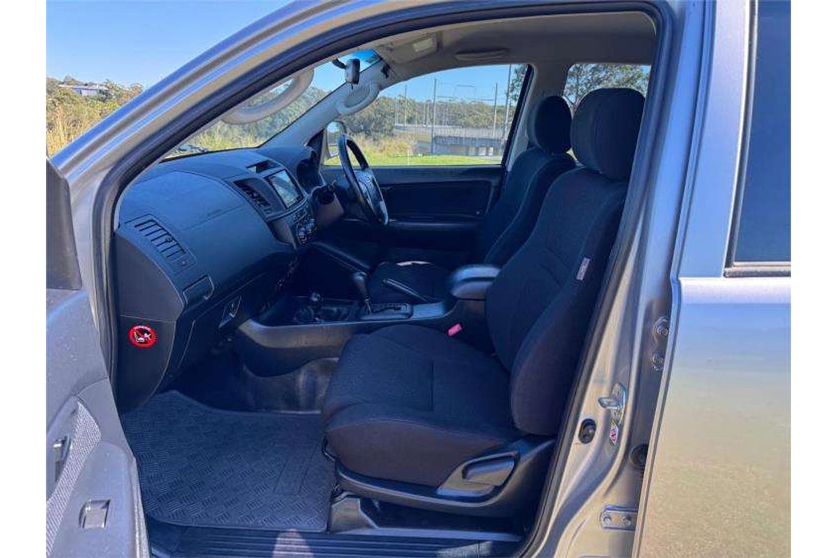 2015 Toyota Hilux SR KUN26R 4X4