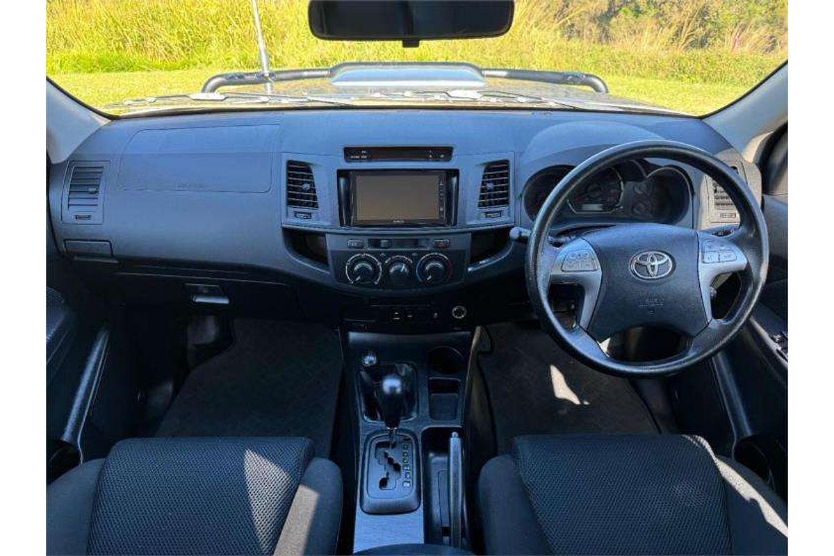 2015 Toyota Hilux SR KUN26R 4X4