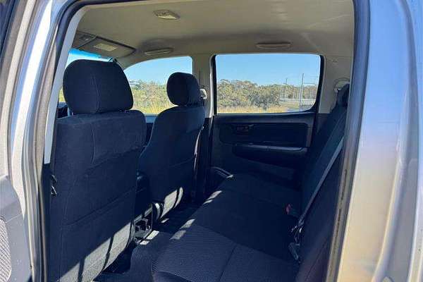 2015 Toyota Hilux SR KUN26R 4X4