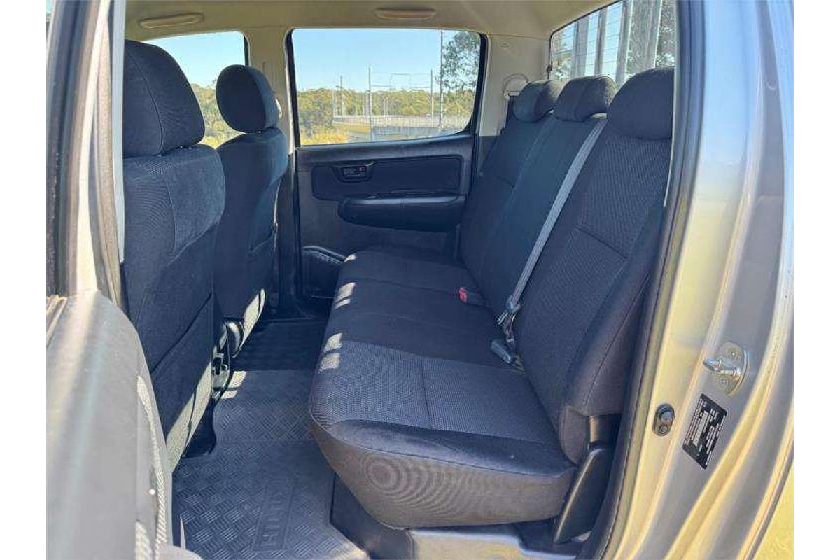 2015 Toyota Hilux SR KUN26R 4X4