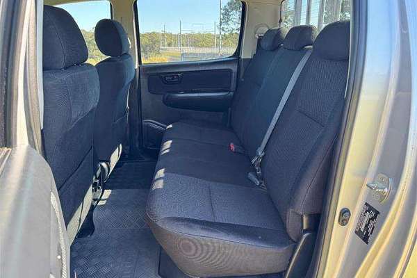 2015 Toyota Hilux SR KUN26R 4X4