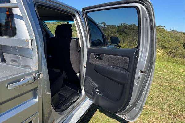 2015 Toyota Hilux SR KUN26R 4X4
