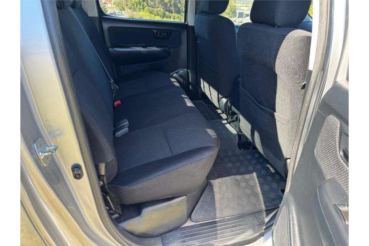 2015 Toyota Hilux SR KUN26R 4X4