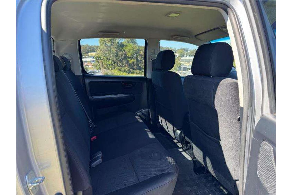2015 Toyota Hilux SR KUN26R 4X4