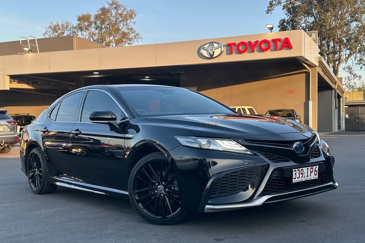2021 Toyota Camry SX AXVH70R
