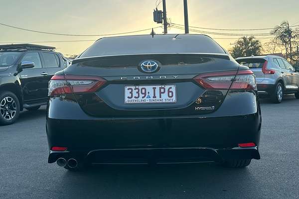 2021 Toyota Camry SX AXVH70R